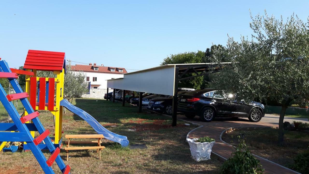 Apartments Villa Adamovic Umag Dış mekan fotoğraf